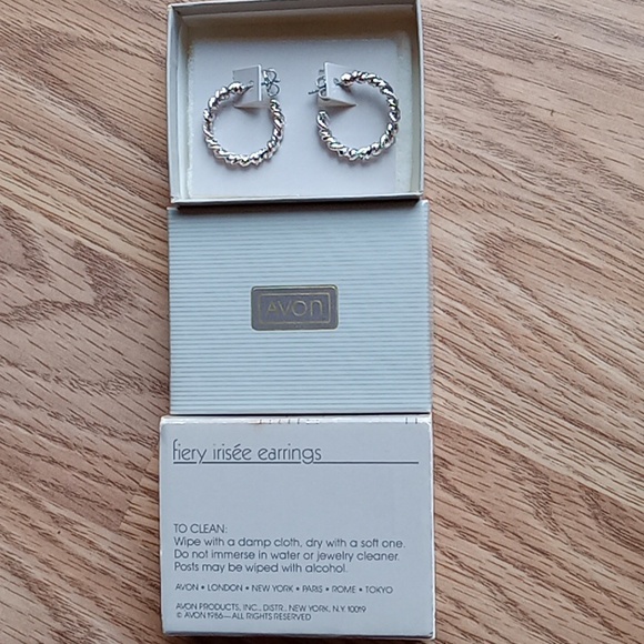 1986 vintage Sterling silver hoops n.i.b. - Picture 2 of 6